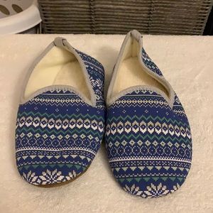 Old navy slippers